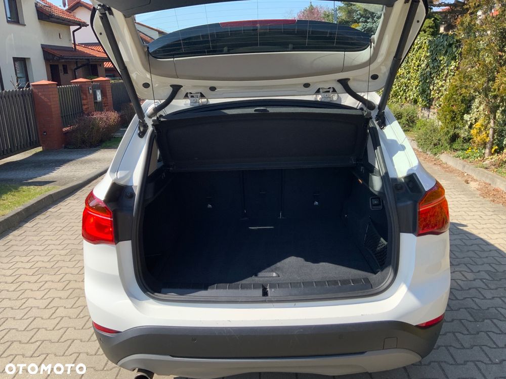 BMW X1 sDrive18i Advantage - 6