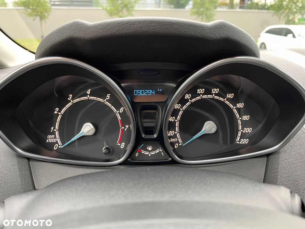Ford Fiesta 1.25 Gold X EU6 - 32