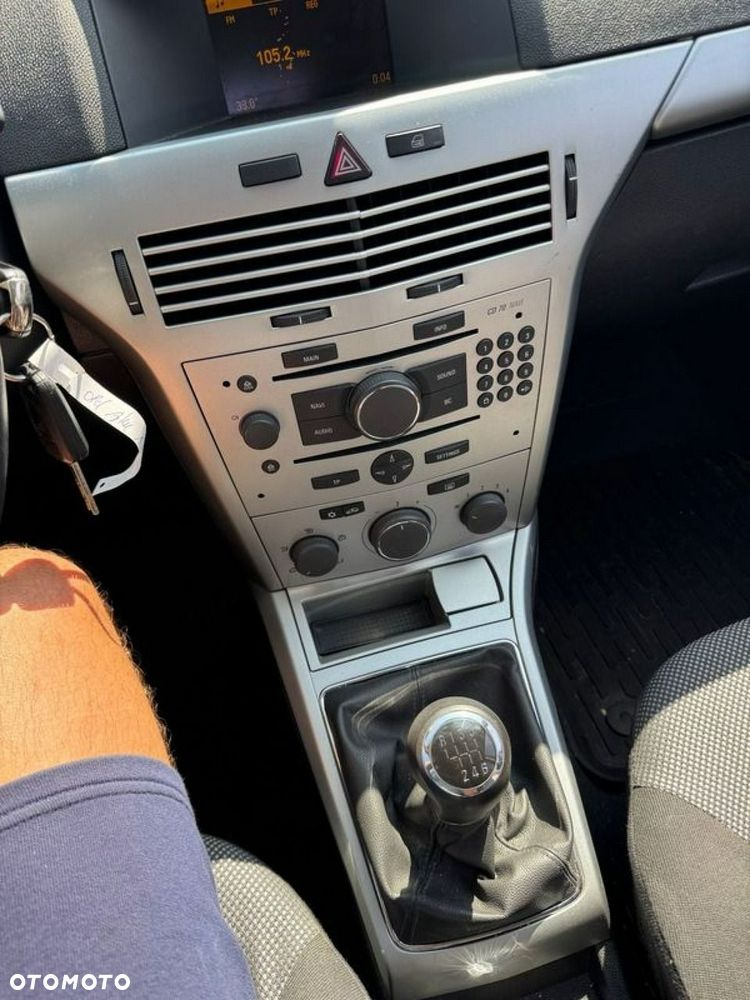 Opel Astra - 22