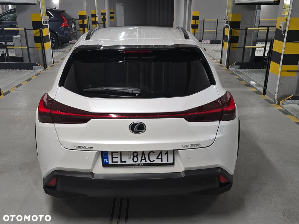 Lexus UX - 6