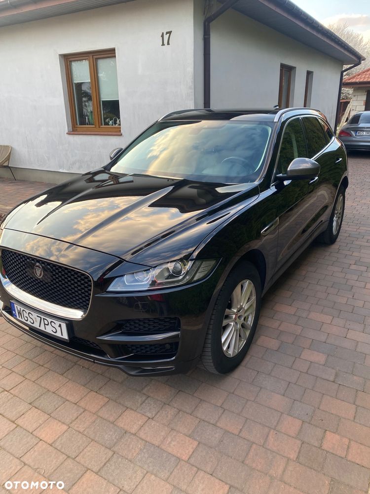 Jaguar F-Pace - 10