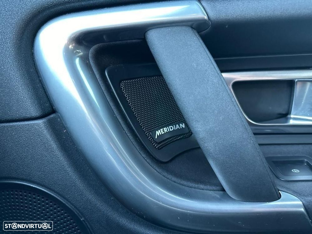 Land Rover Discovery Sport 2.0 TD4 HSE Luxury 7L Auto - 13