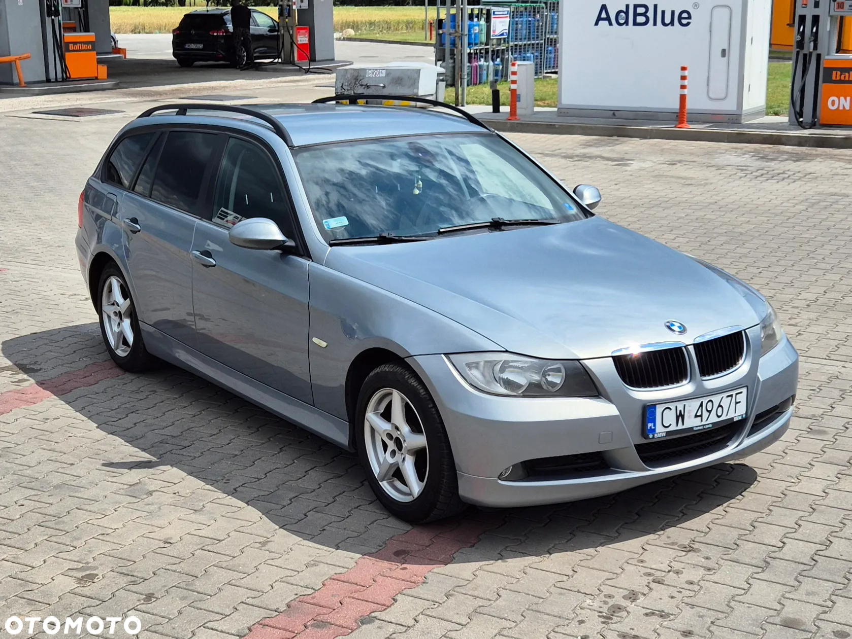 BMW Seria 3 320i Touring - 11