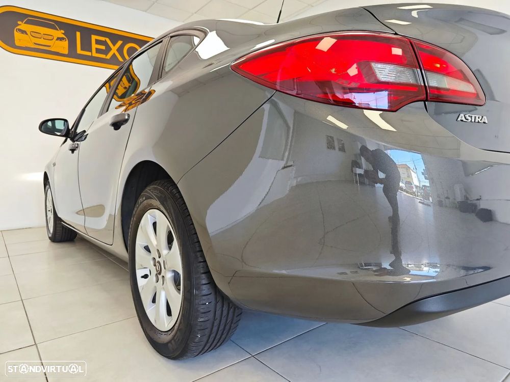 Opel Astra 1.3 CDTi Executive Start/Stop - 22