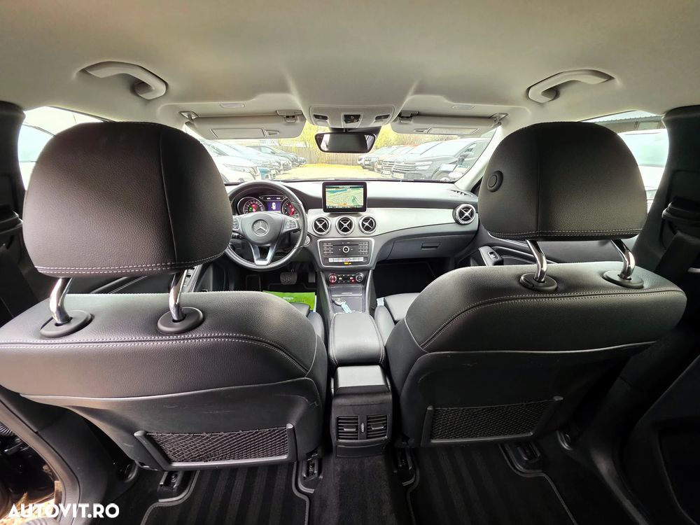 Mercedes-Benz GLA 200 7G-DCT AMG Line - 21