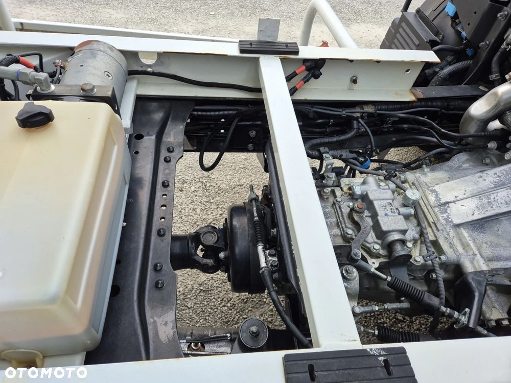 Mitsubishi Canter 3.0 130KM ( silnik Iveco)/ Oryginalna Wywrotka/ - 17