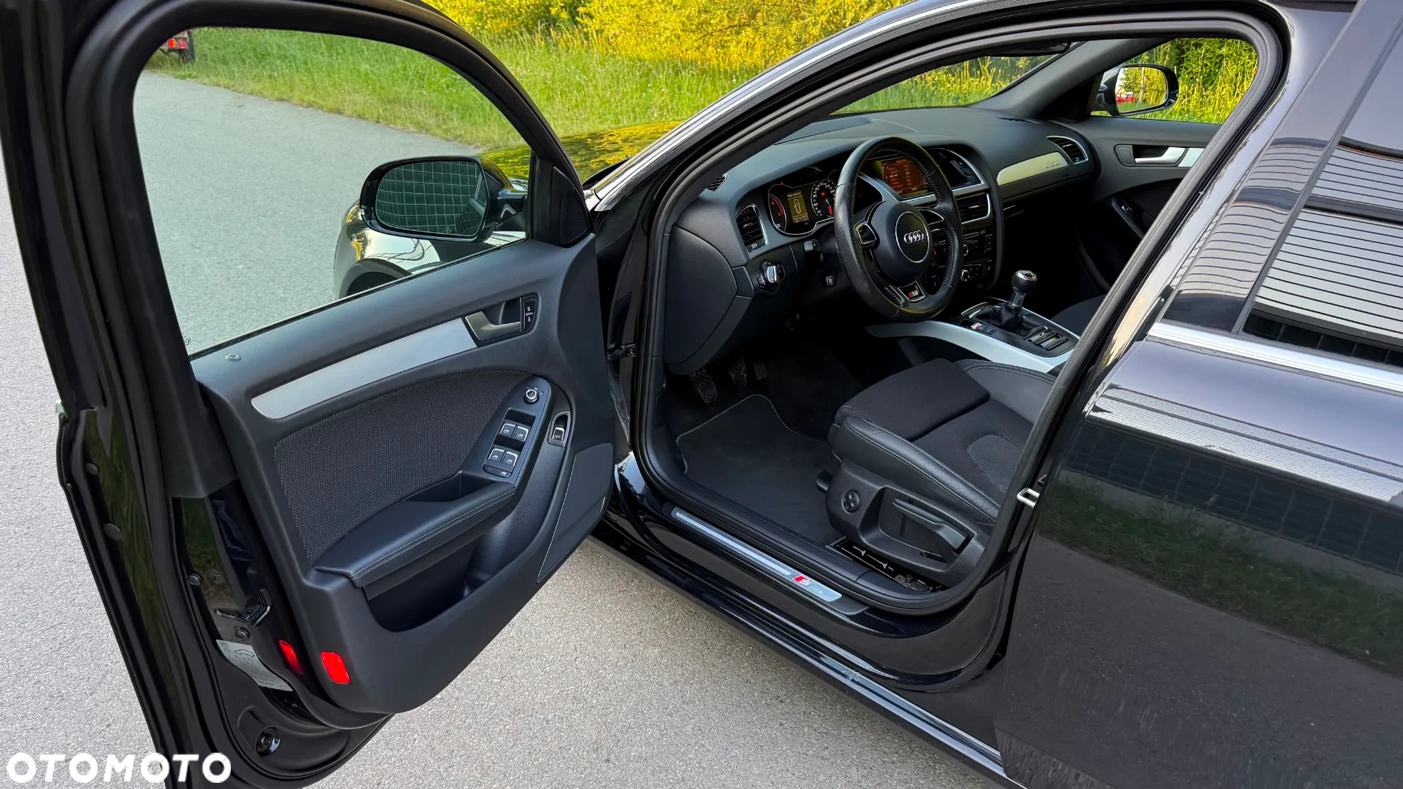 Audi A4 Avant 2.0 TDI DPF quattro S line Sportpaket - 13