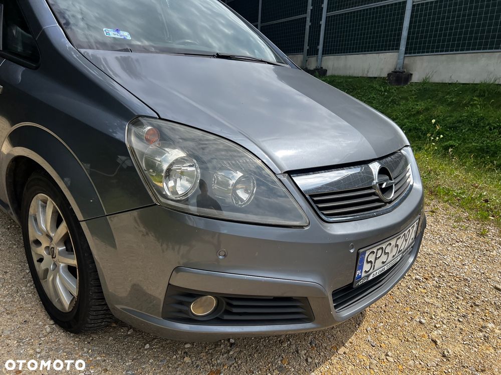 Opel Zafira 1.9 CDTI Enjoy - 18
