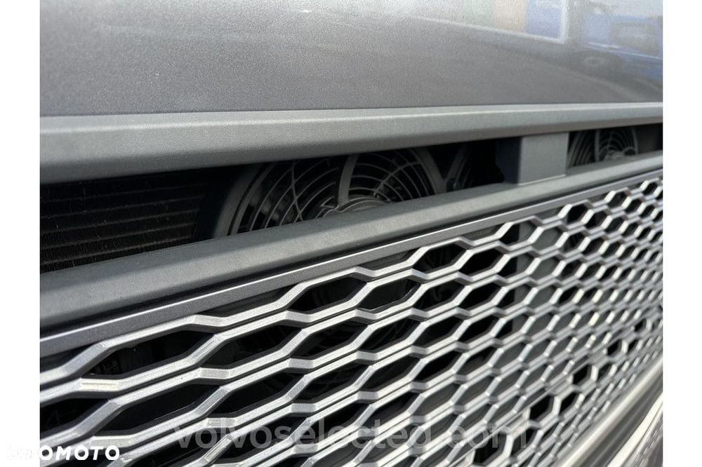 Volvo 2023 ADR VOLVO FH 4x2 460KM I-Save Globetrotter XL!!! - 7