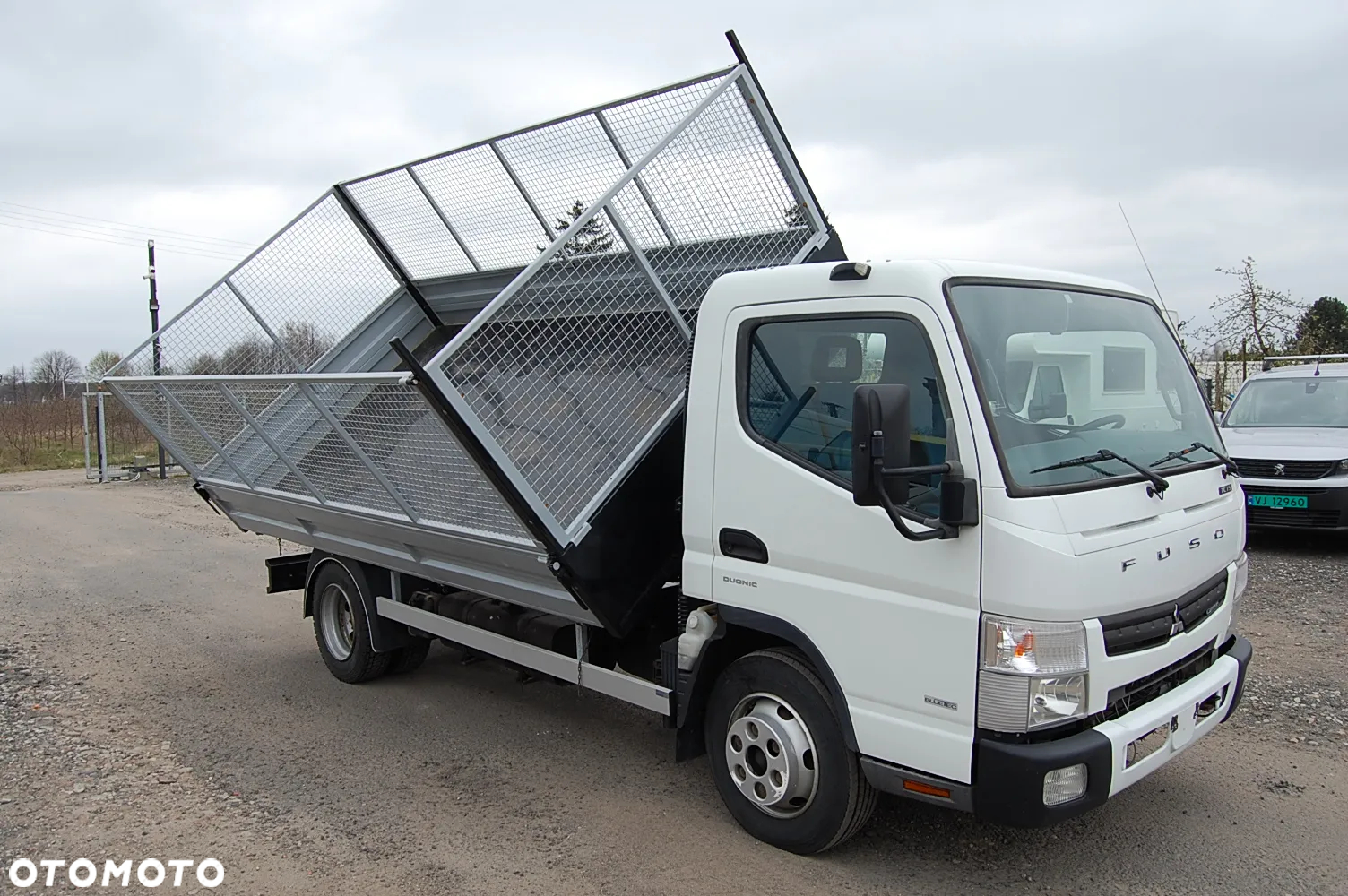 Mitsubishi Fuso Canter - 7
