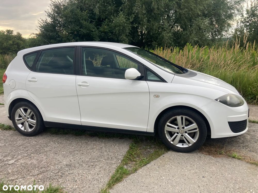 Seat Altea 2011 photo 4