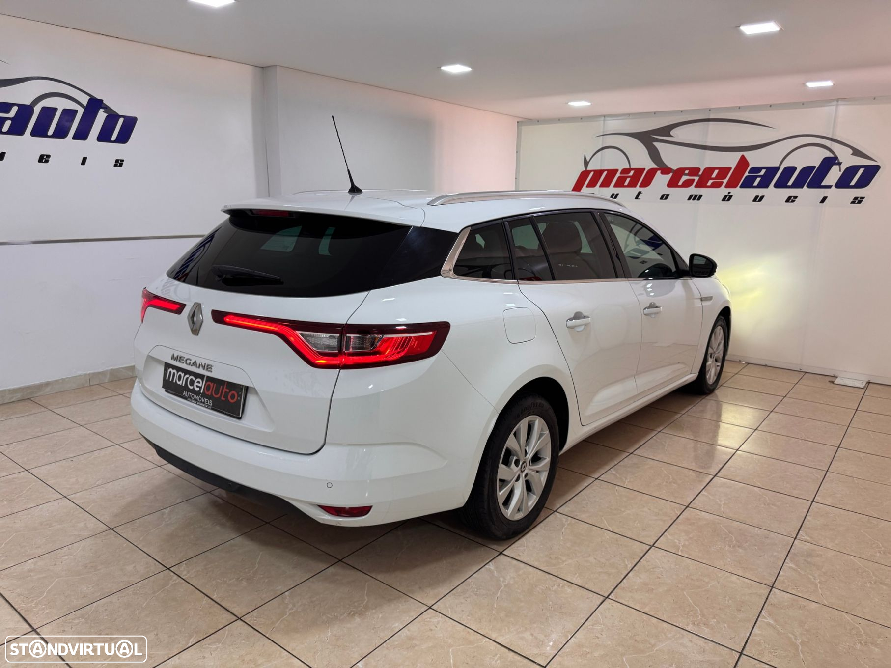 Renault Mégane Sport Tourer 1.5 Blue dCi Limited - 11
