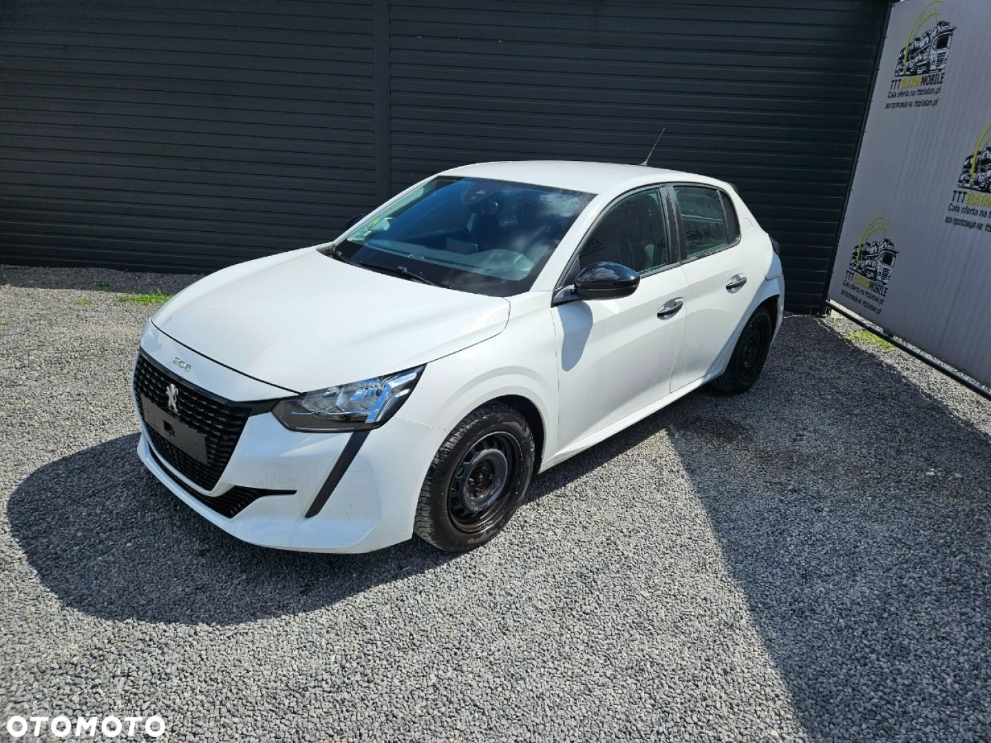Peugeot 208 - 5
