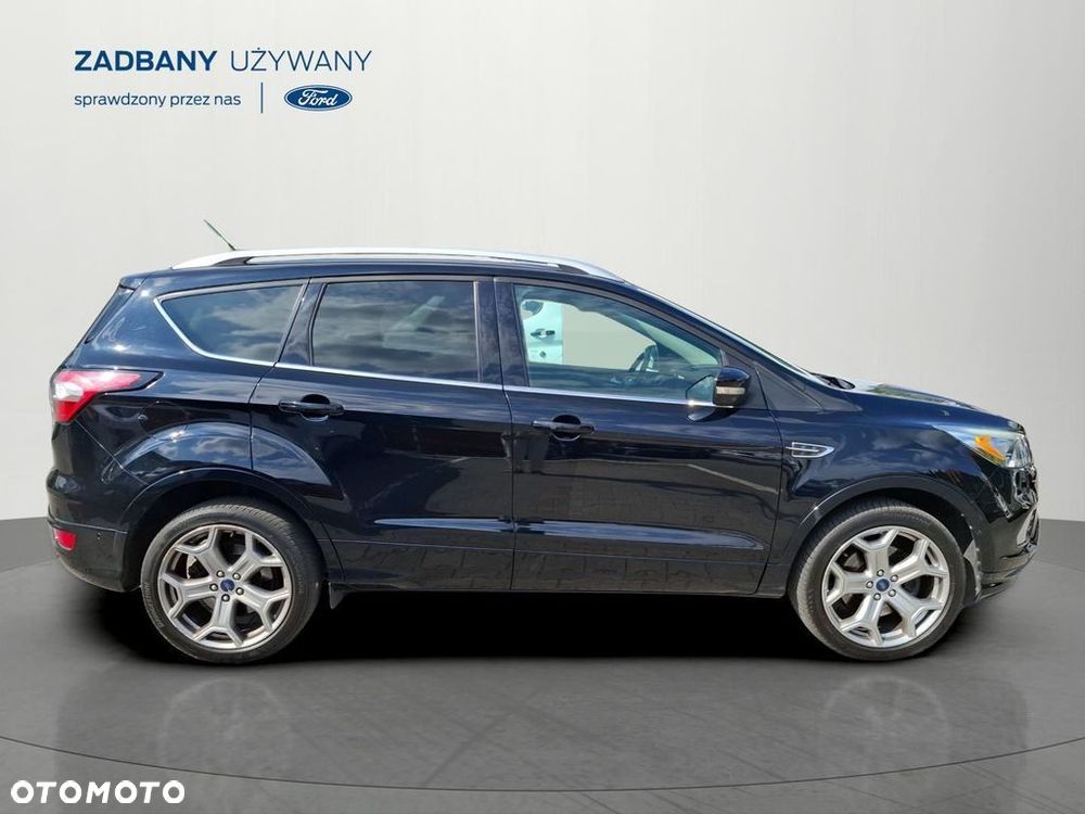 Ford Escape 2.0 EcoBoost AWD Titanium - 5