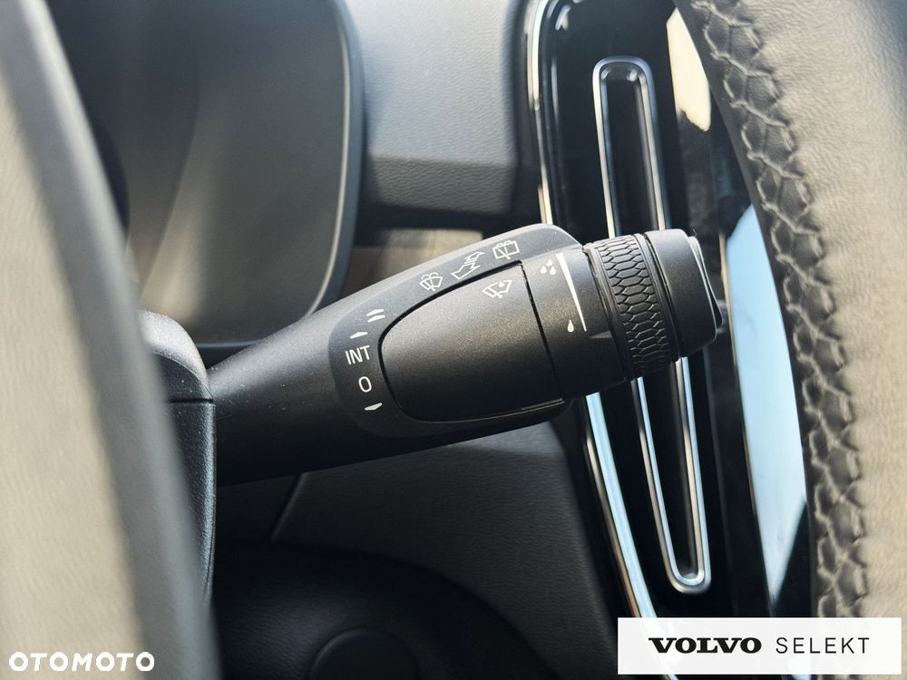 Volvo XC 40 - 22