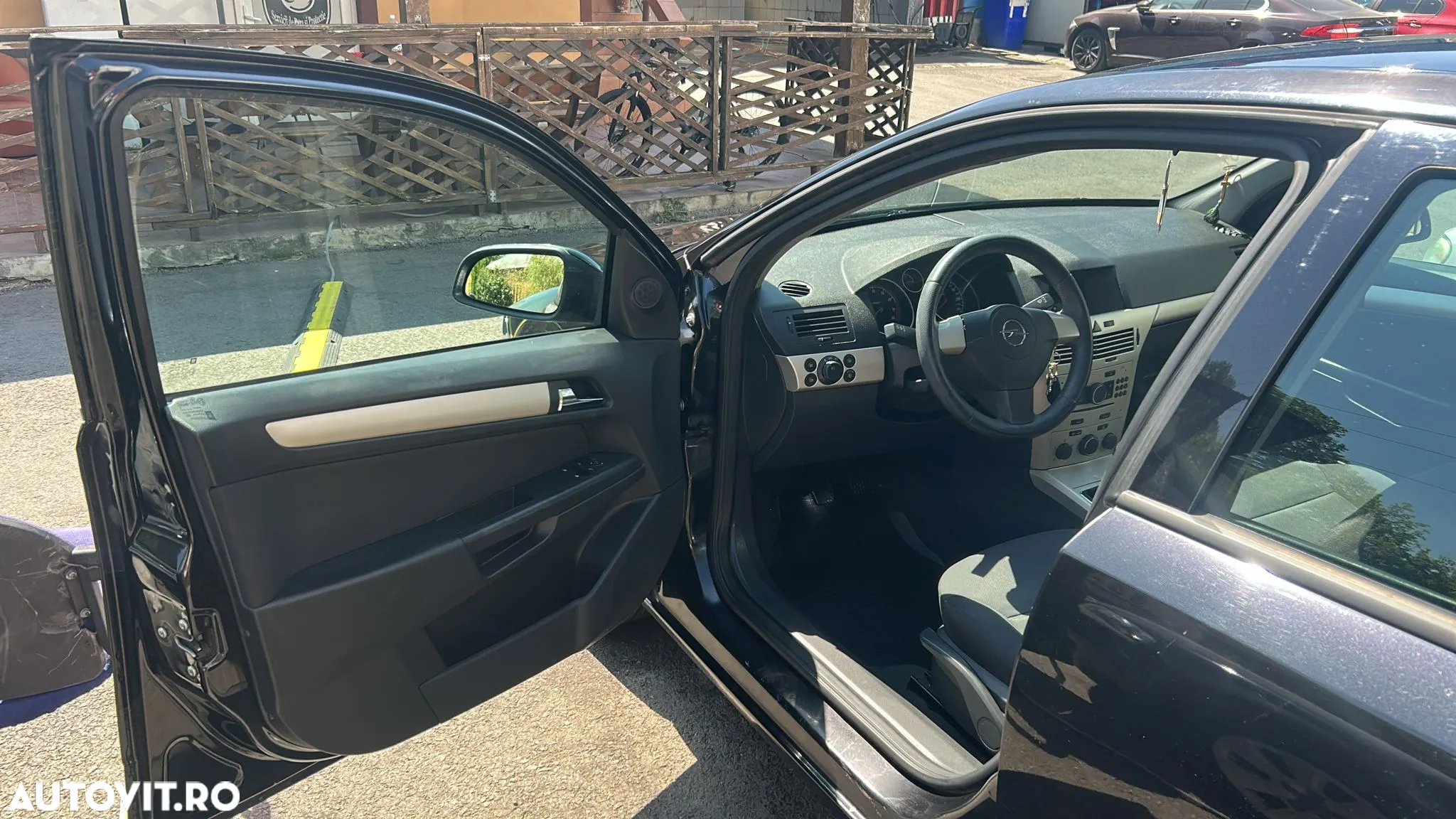 Opel Astra 1.4i 16V Club - 4