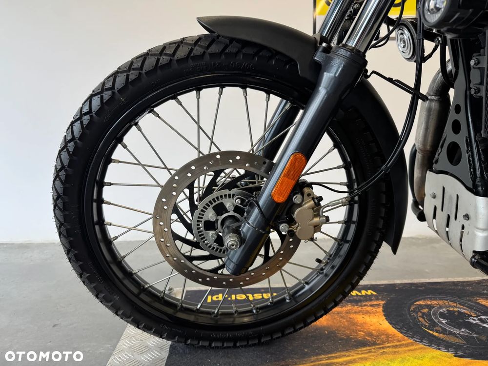 Royal Enfield Himalayan - 17