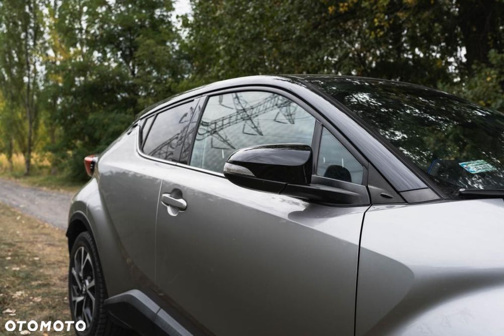 Toyota C-HR - 11