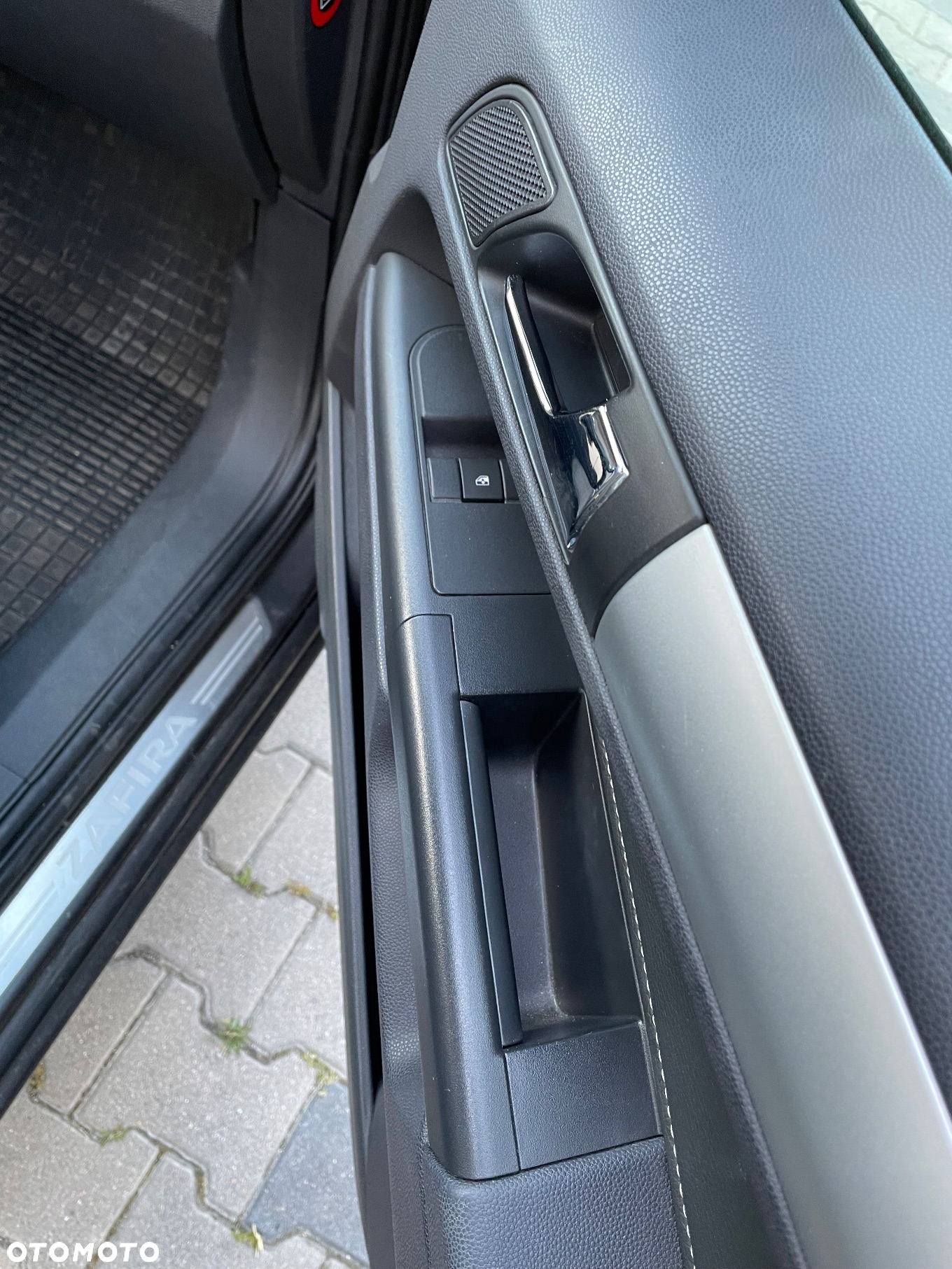 Opel Zafira 1.8 - 11