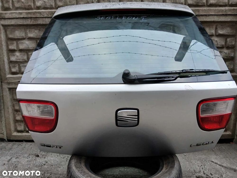 Seat Leon  Klapa bagażnika - 2