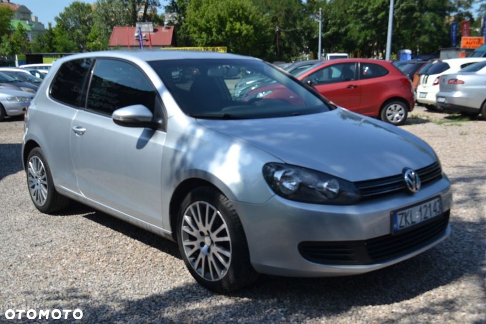 Volkswagen Golf - 2