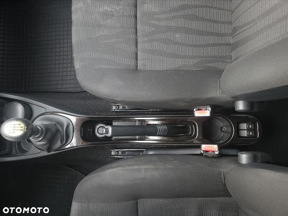 Dacia Duster 1.5 dCi Laureate - 17