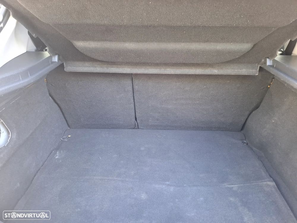 Renault Mégane 1.5 dCi Confort - 11