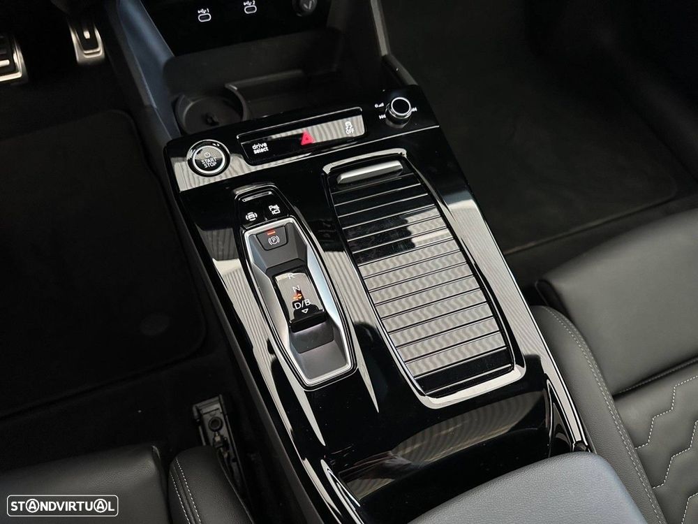 Audi A6 Avant e-tron performance S line business - 10