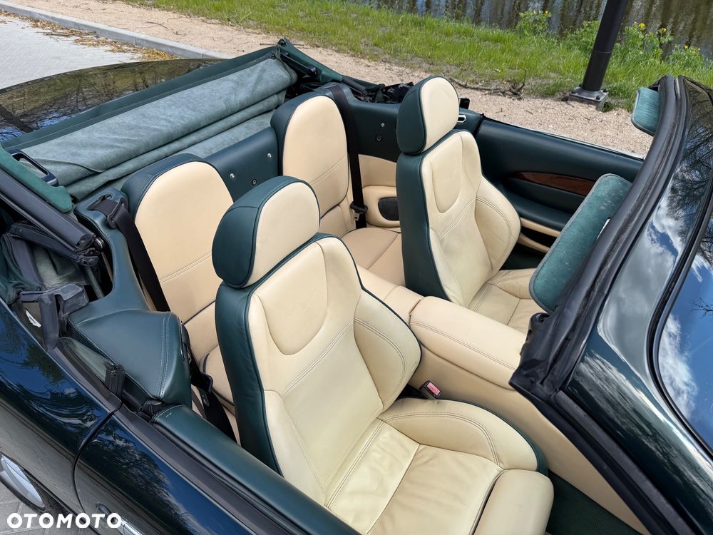 Aston Martin DB7 - 18