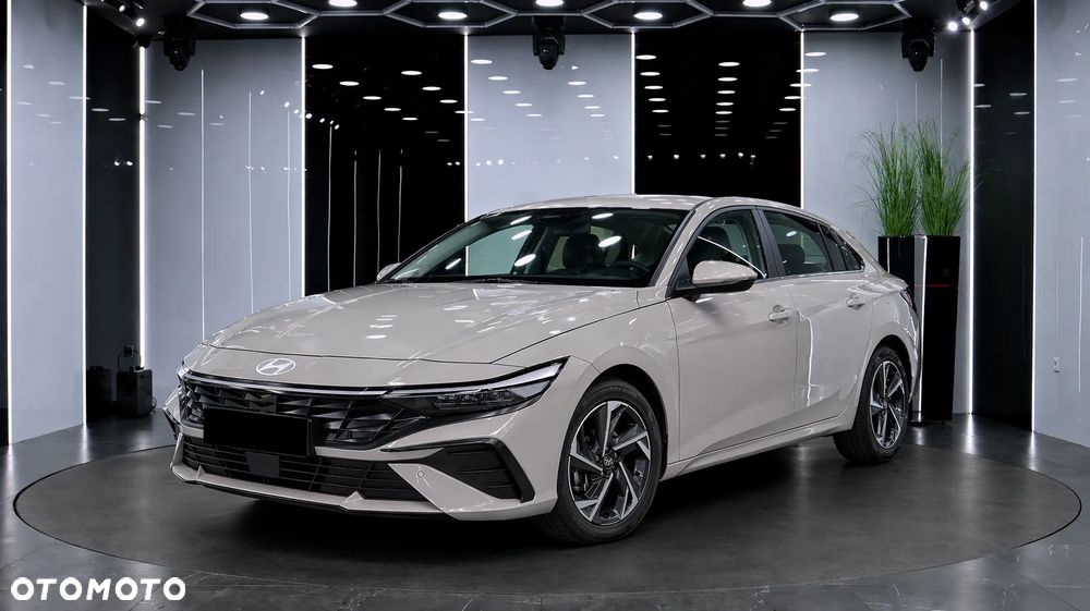 Hyundai Elantra 1.6 Smart CVT - 3