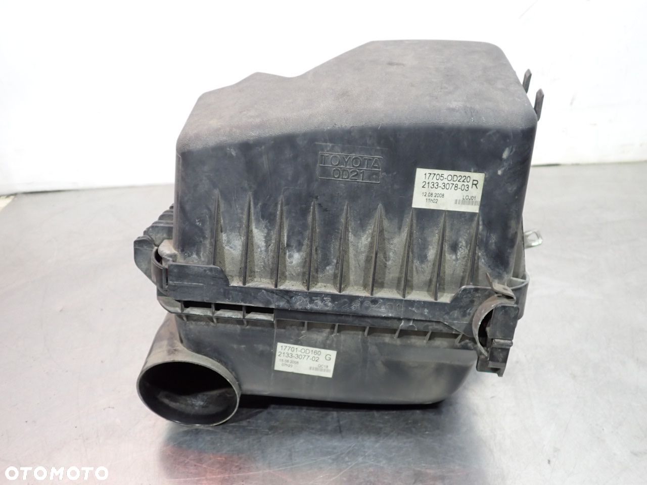 OBUDOWA FILTRA POWIETRZA TOYOTA COROLLA E15 - 1