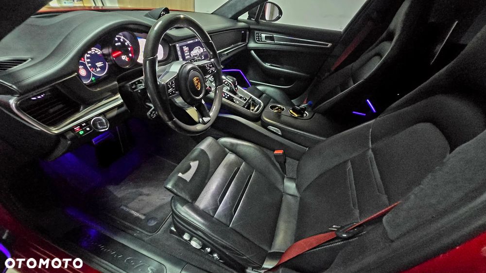 Porsche Panamera - 10
