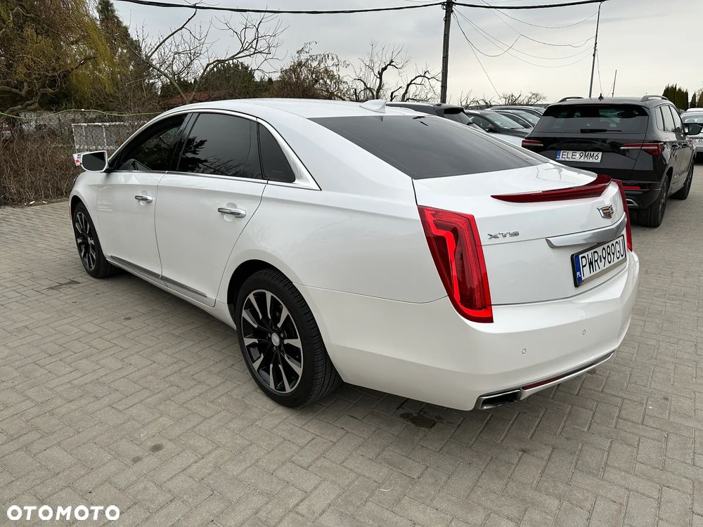 Cadillac XTS - 4
