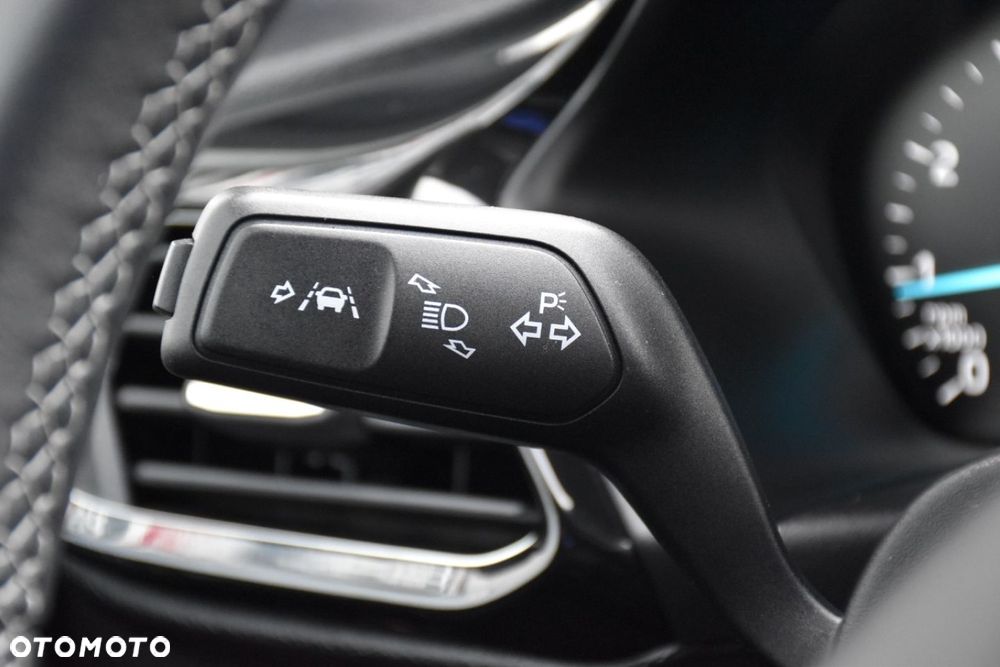 Ford Fiesta 1.0 EcoBoost S&S TITANIUM X - 21