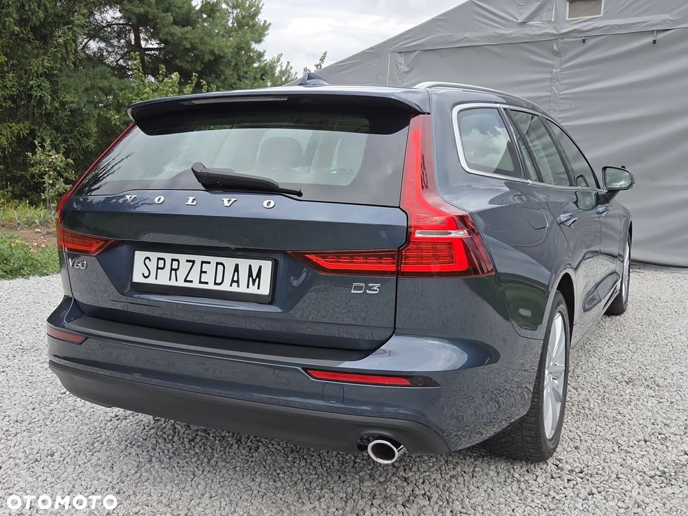 Volvo V60 D3 Geartronic Momentum Pro - 33