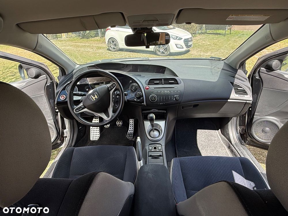 Honda Civic 1.8 Comfort - 10