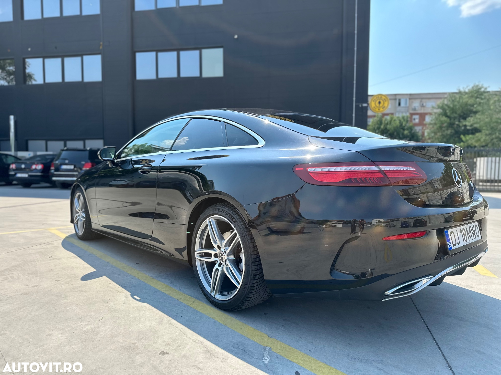 Mercedes-Benz E - 5