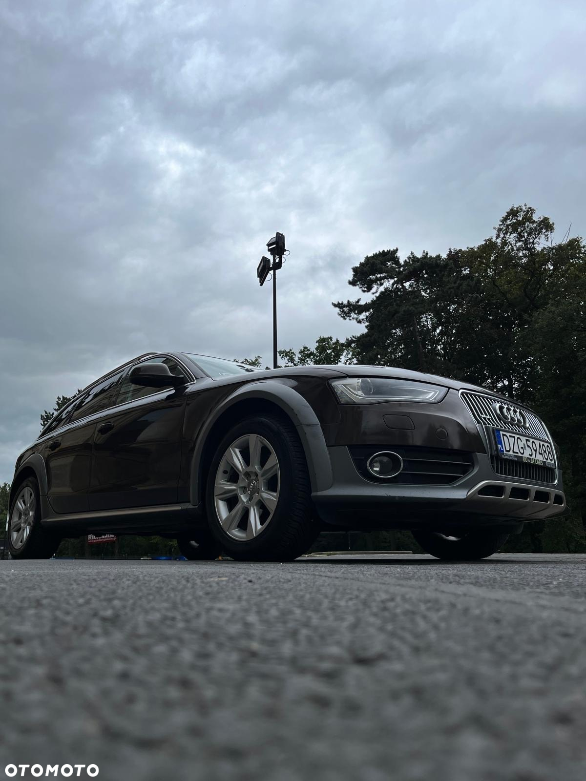 Audi A4 Allroad 2.0 TDI Quattro S tronic - 14