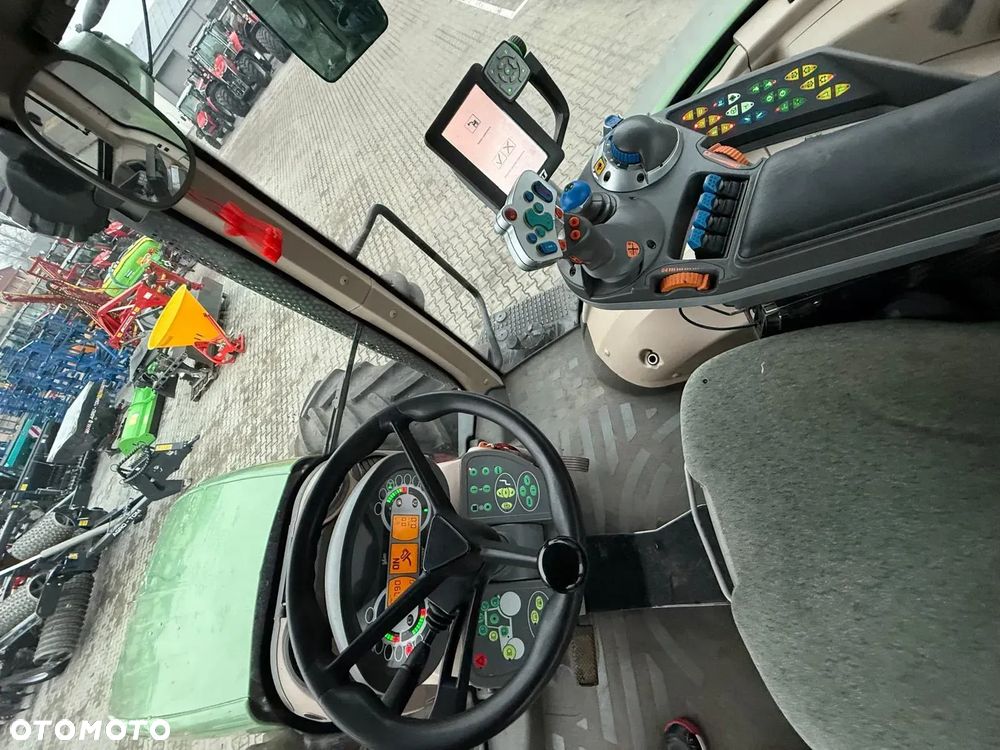 Fendt 828 Vario - 8
