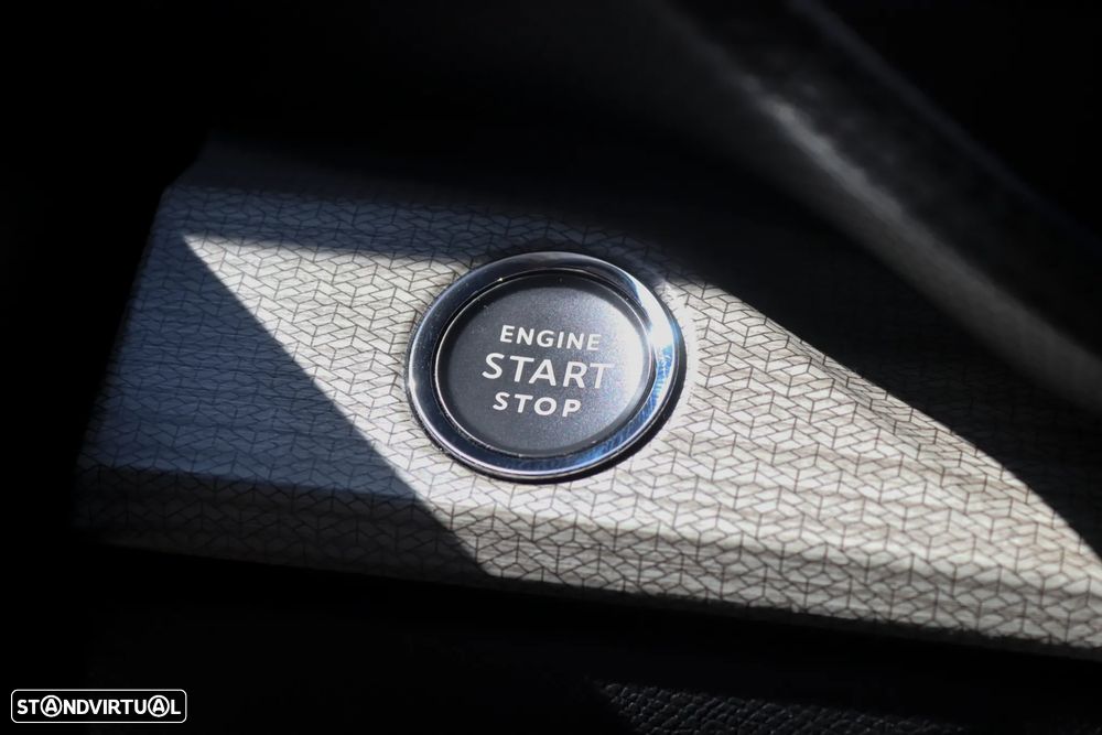 Citroën C5 X 1.6 PureTech Shine EAT8 - 15