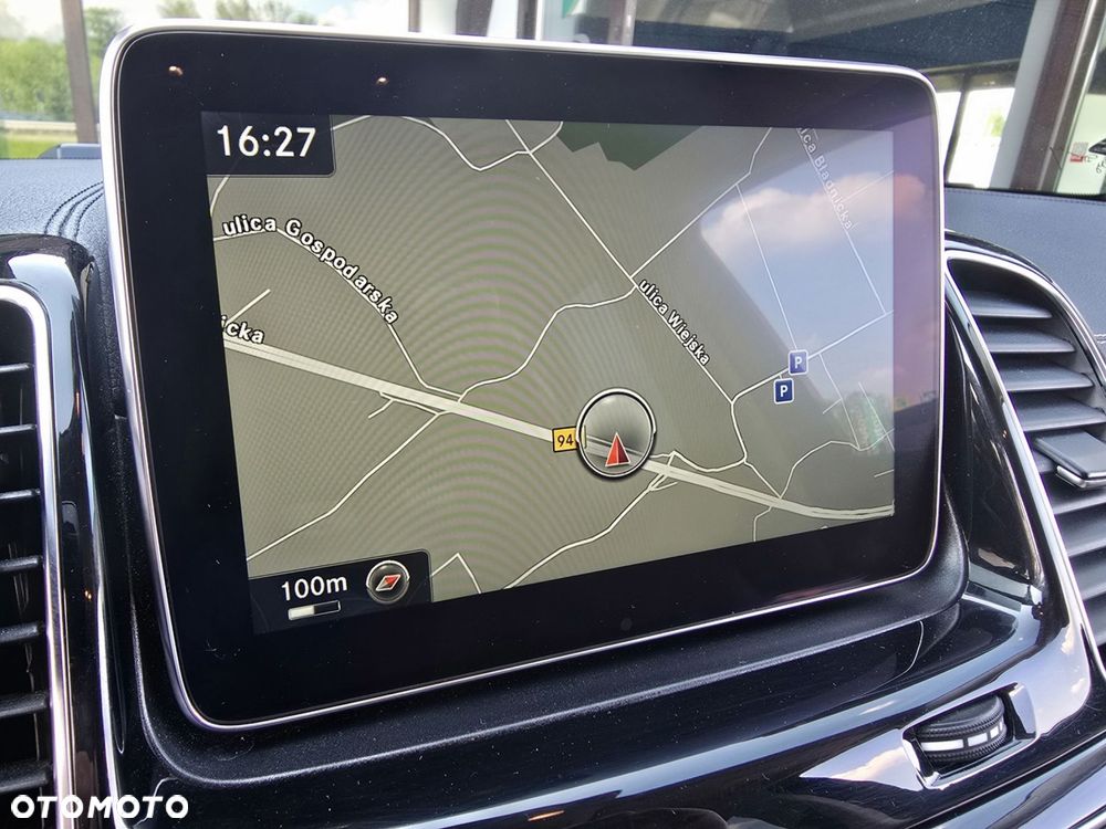 Mercedes-Benz GLE - 24