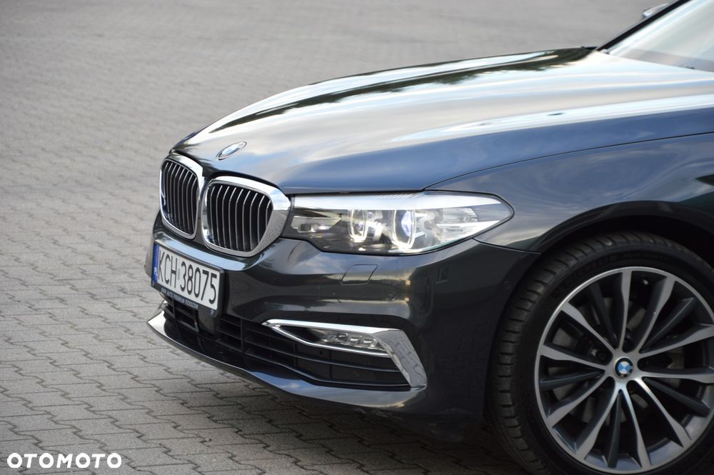 BMW Seria 5 520d xDrive Luxury Line - 15