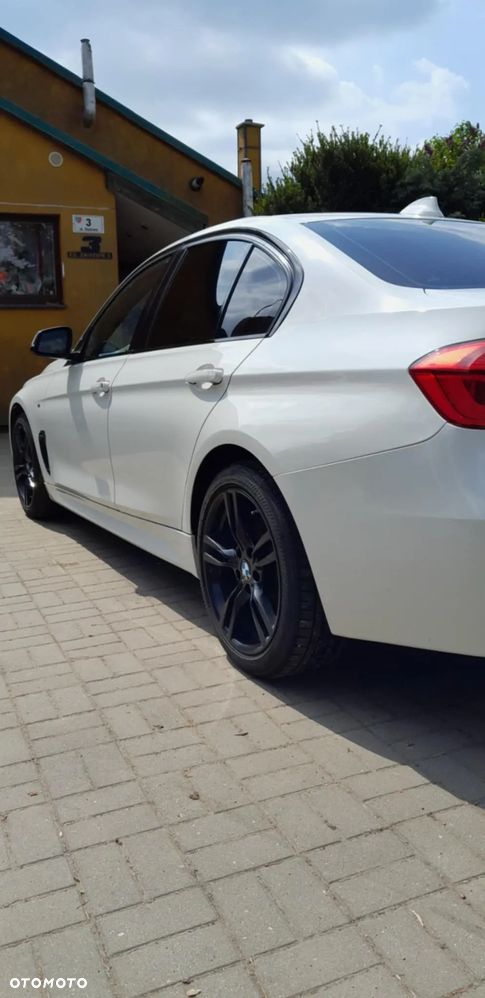 BMW Seria 3 328i Touring xDrive Sport-Aut Sport Line - 5