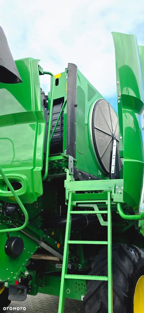 John Deere S770 - 6