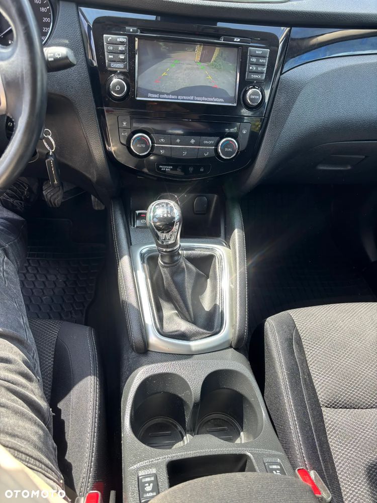 Nissan Qashqai 1.2 DIG-T Acenta EU6 - 10
