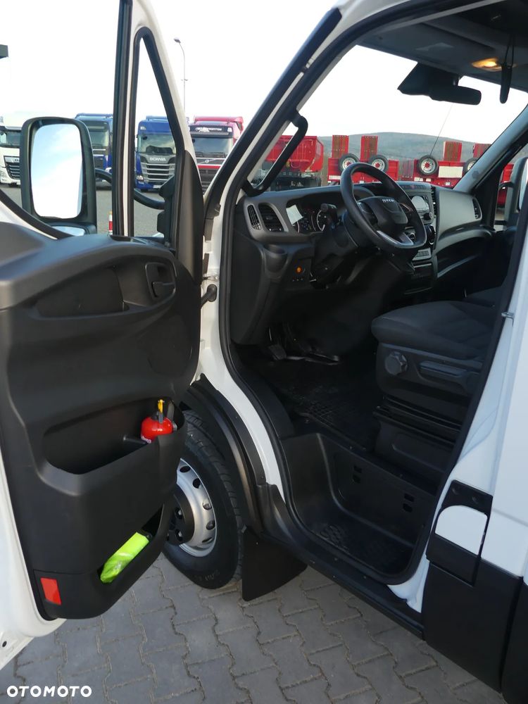 Iveco DAILY 70C18 / SKRZYNIA / FABRYCZNIE NOWE / NA PODUSZKACH / - 22
