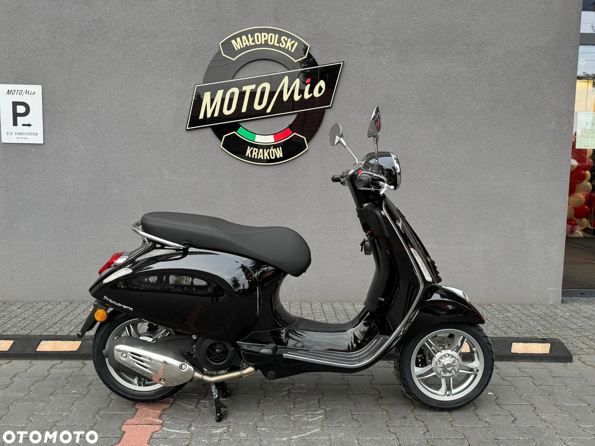 Vespa Primavera - 2