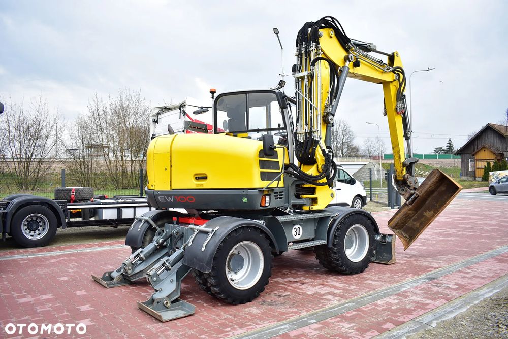 Wacker Neuson EW 100 Koparka kołowa 10.5 T/ Powertilt/ 4 Łyżki/ Podpory + Pług/ 2021/ 3.700 Mth/ Sprowadzona z Austri ! - 11