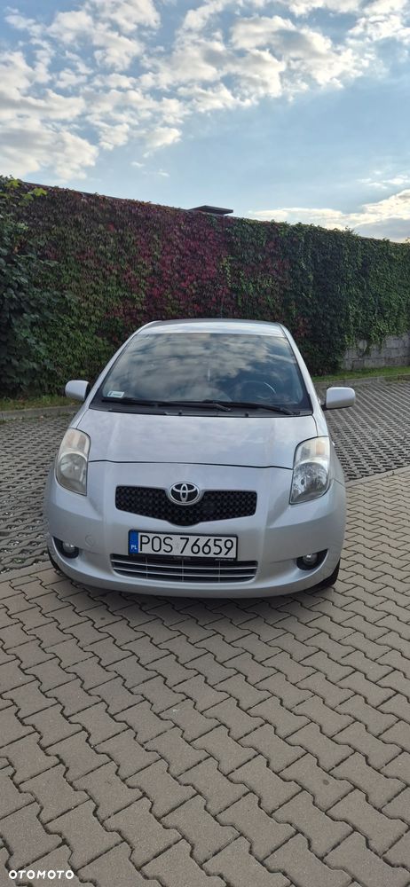 Toyota Yaris 1.3 Sol MM - 3