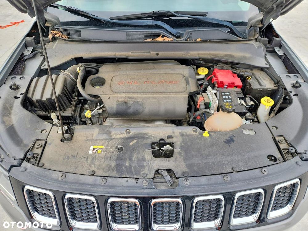 Jeep Compass 2.4I 4x4 Automatik Limited - 12